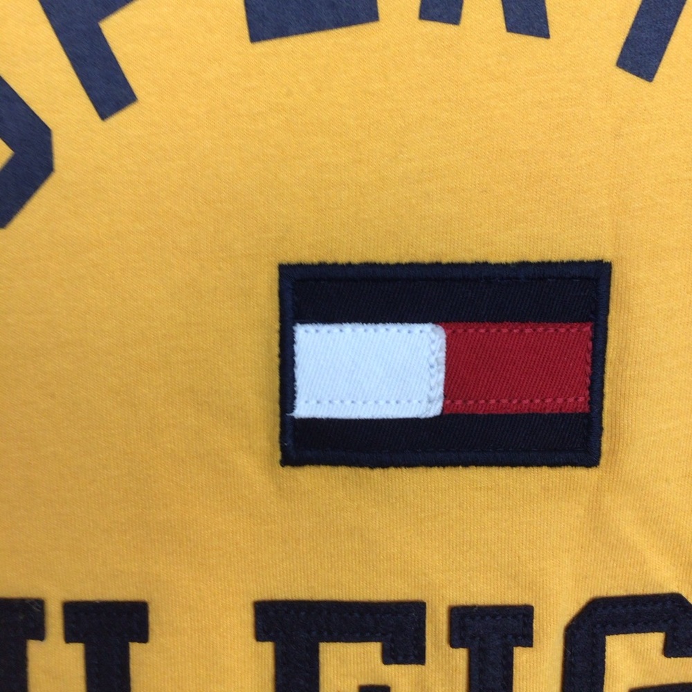 Tommy Hilfiger Logo Tee in yellow-size Small - Picture 4 of 10